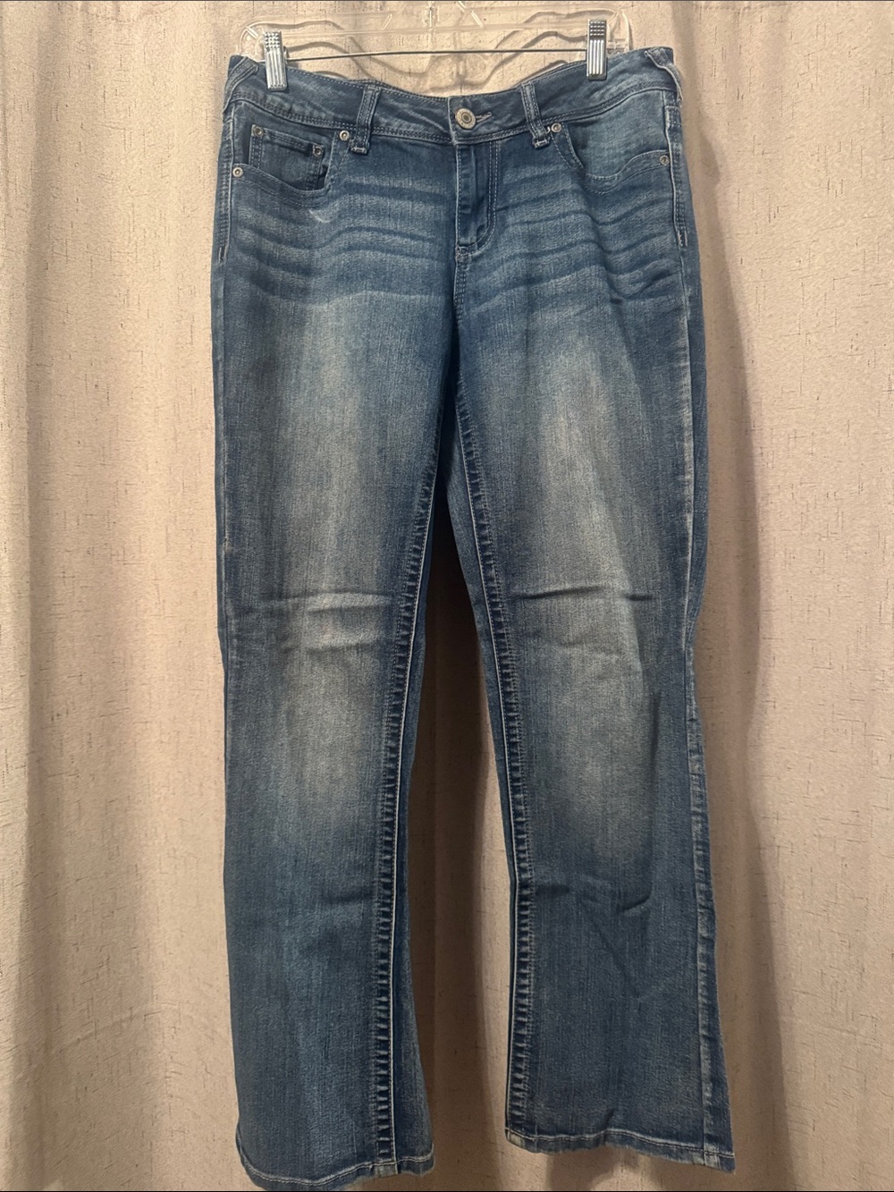 Maurices Women's Boot Cut Jeans in Light Blue Wash